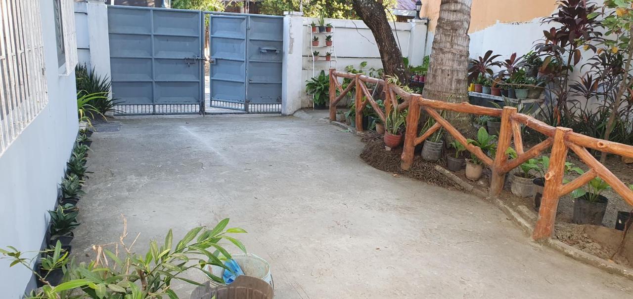 Willa House For Rent Iloilo Arevalo Zewnętrze zdjęcie